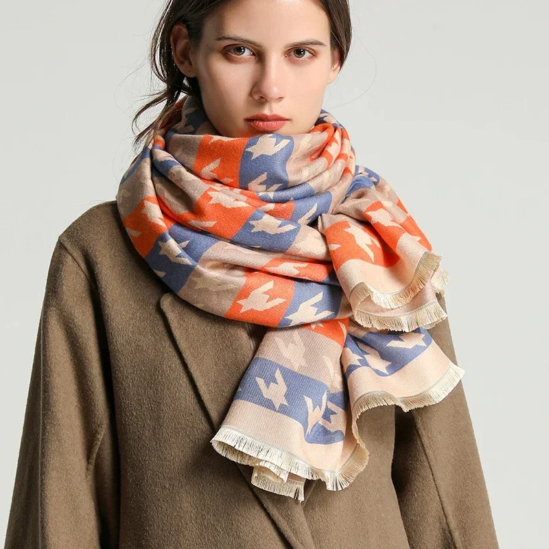 

Новинка 2022 роскошный зимний кашемировый шарф с принтом лошадей женский брендовый шейный платок из пашмины двусторонний толстый теплый шарф