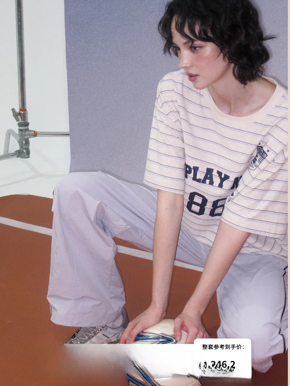 Женский летний комплект из двух предметов футболка с коротким рукавом и юбка |