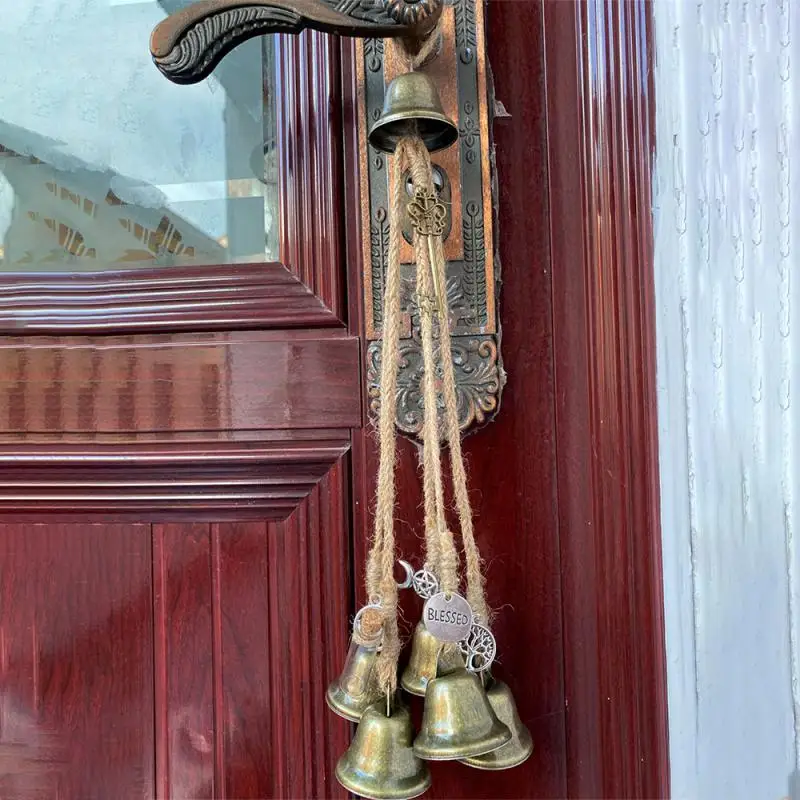 

Rattan Wreath Hemp Rope Pendants Outdoor Large Metal Wind Chimes Porch Door Bells Handmade Witch Bell Weaving Wind Bells Vintage