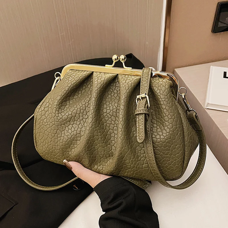 

2023 Women Pleated Shell Clip Crossbody Bags Soft PU Leather Luxury Designer Handbag And Purse Brand Shoulder Bag Clutch