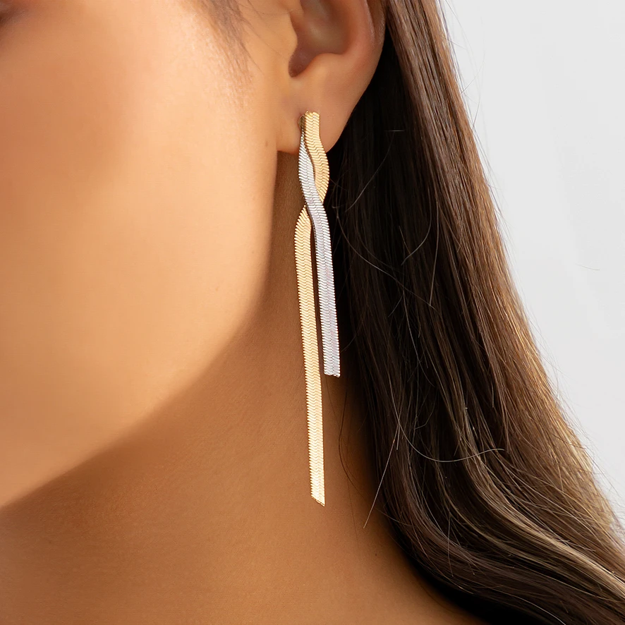 

Ingemark Korean Fashion Twisted Snake Chain Drop Earring for Women Long Tassel Link Dangle Earrings for Women Wed Jewelry Party