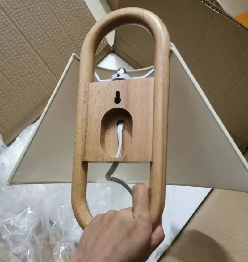 Оригинальный настенный светильник из массива бука в стиле ретро ваби-саби ветер