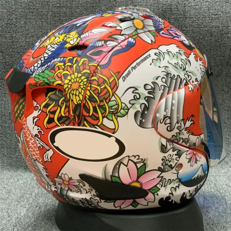 Шлем с открытым лицом фотосессия шлем красным драконом мотоциклетный