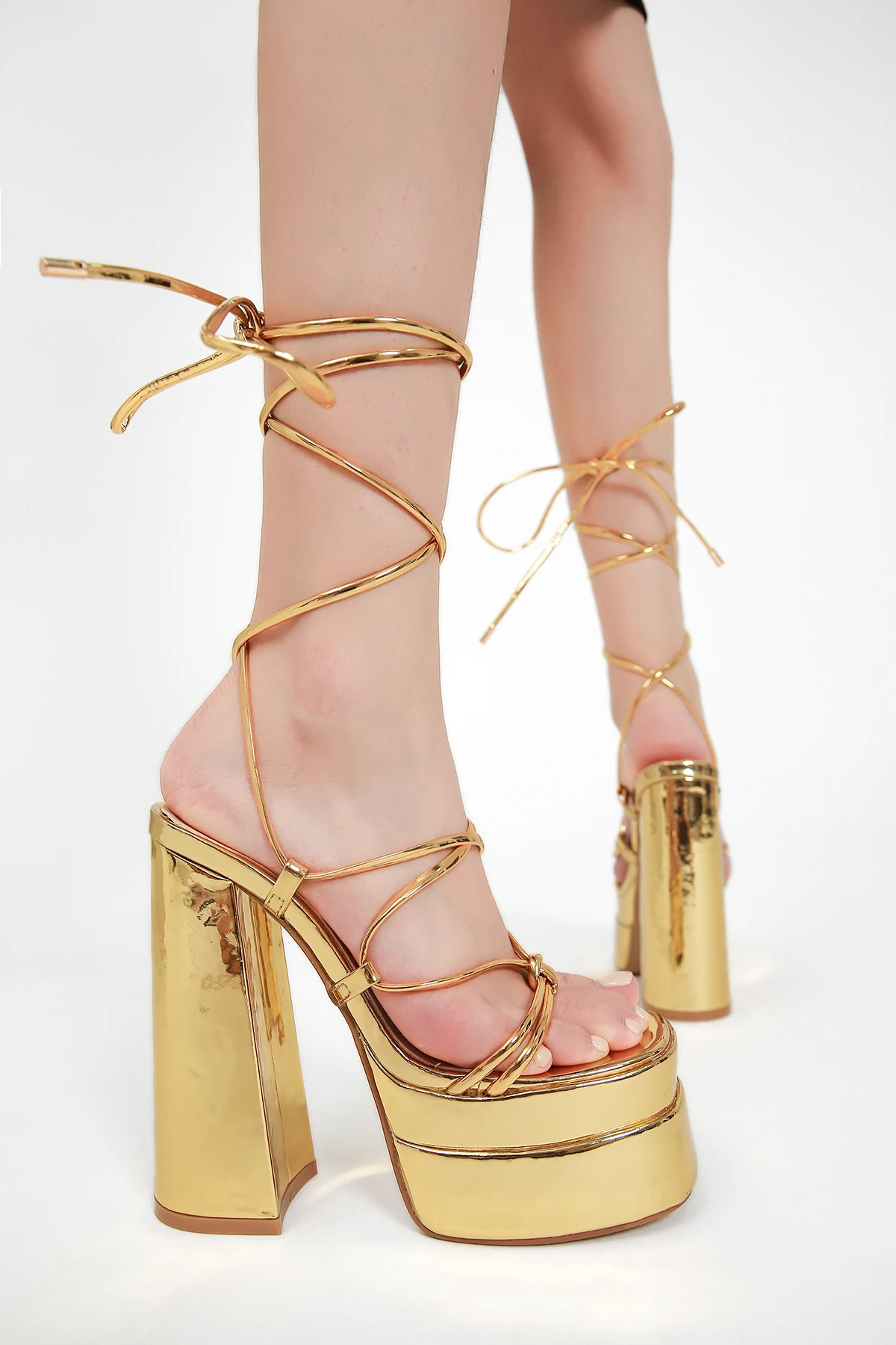 

2022 Summer New High Heel Peep Toe Sandals Women Platform Block Heels Women Summer Shoes Strappy Heels Gold Pink Sandals
