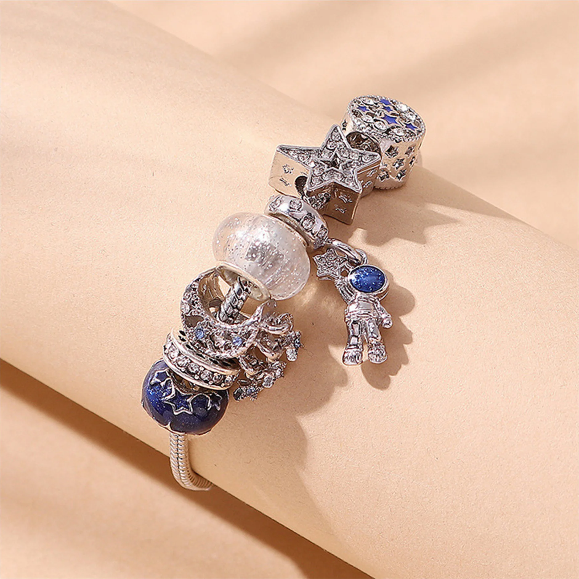 

2022 Fashion Blue Astronaut Bracelets For Girl Star Moon DIY Bracelet Party Fashion Jewelry Making Children Birthday Gift