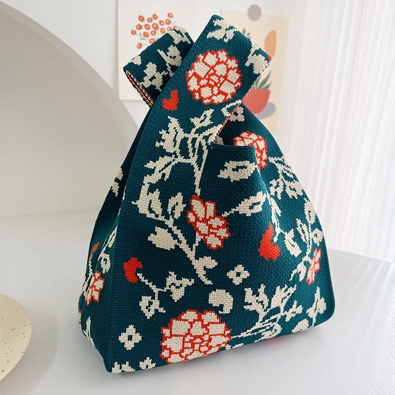 Handmade Knit Handbags for Women Mini Knot Wrist Bag Retro Flower Wide Strap Tote Bags Female Shoulder Bag Reusable Shopping Bag