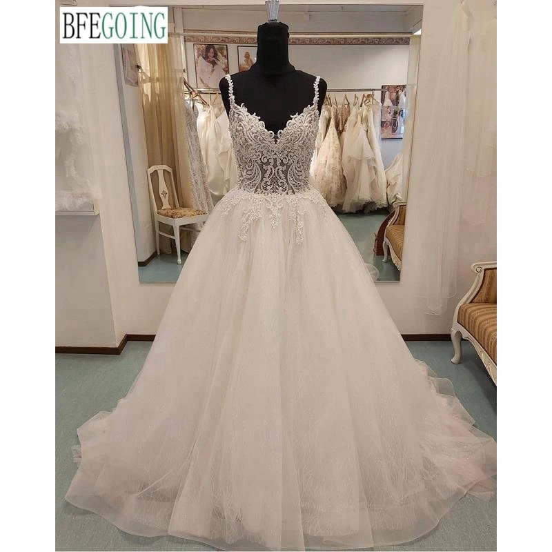 

Shiny Lace Appliques Beading A-Line Wedding Dresses Chapel Train Custom Made V-Neck Sleeveless Floor-Length Bridal Gowns