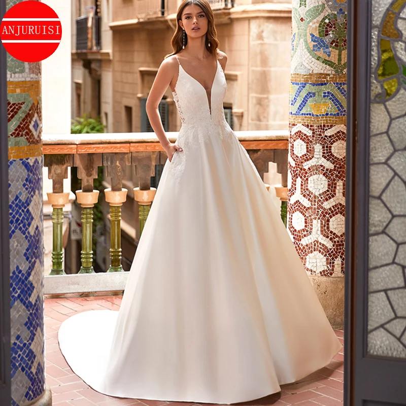 

Spaghetti Straps Lace Appliques Wedding Dresses For Women 2023 Bride Gown Soft Satin Sexy Boda Vestidos De Novia Suknia Ślubna