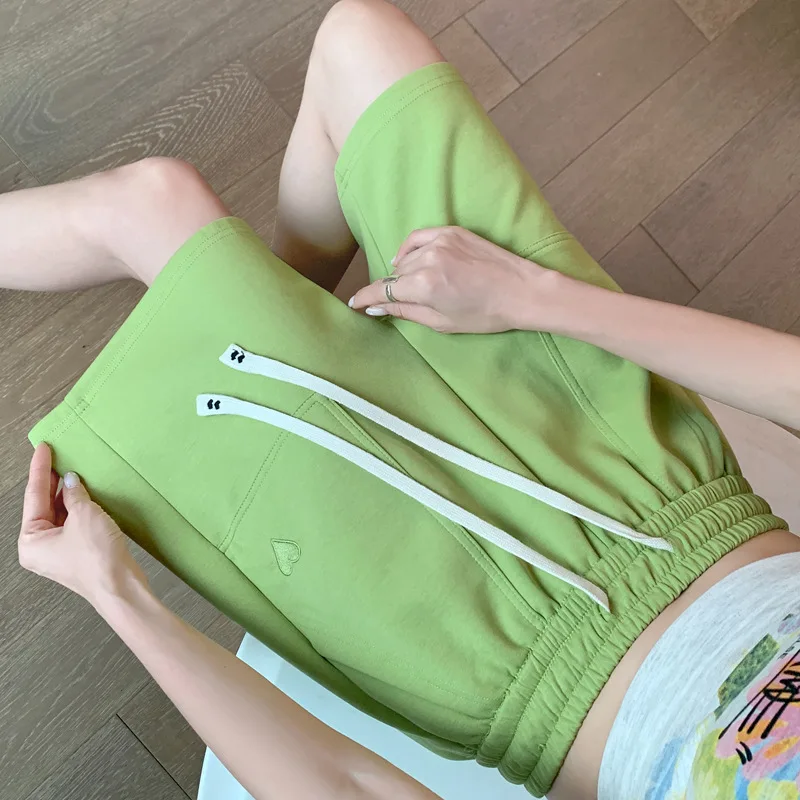 Loose Casual Shorts For Women 2023 Summer Korean Fashion High Waist Sweatshorts Lady Sporty Wear Love Shape Embroidery Bottoms