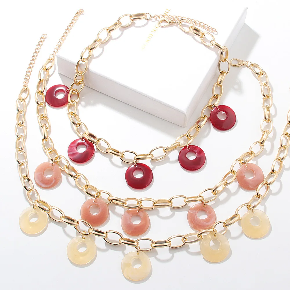 

Elegant Trendy Acrylic Trendy Gold Chains Choker Necklaces Vintage Resin Fashion Collier Female Necklaces Jewelry