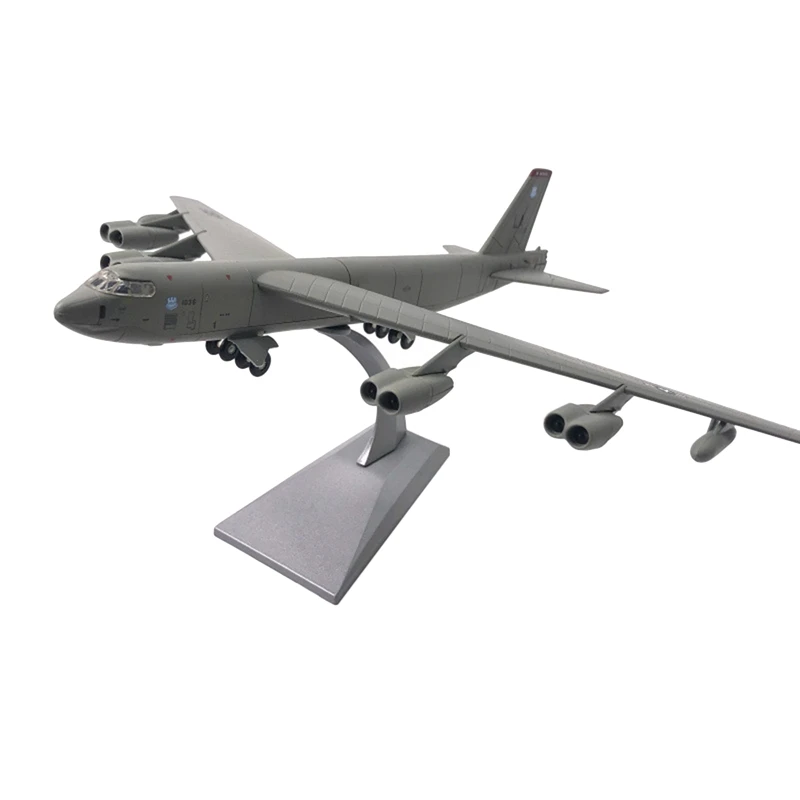 

1/200 Scale Diecast Alloy American B-52 Bomber Aircraft Plane Model For Kids Adult Home Office Decor