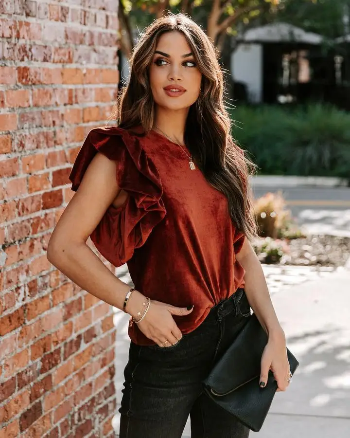 Красный флисовый пуловер с коротким рукавом и круглым вырезом весенне-осенний