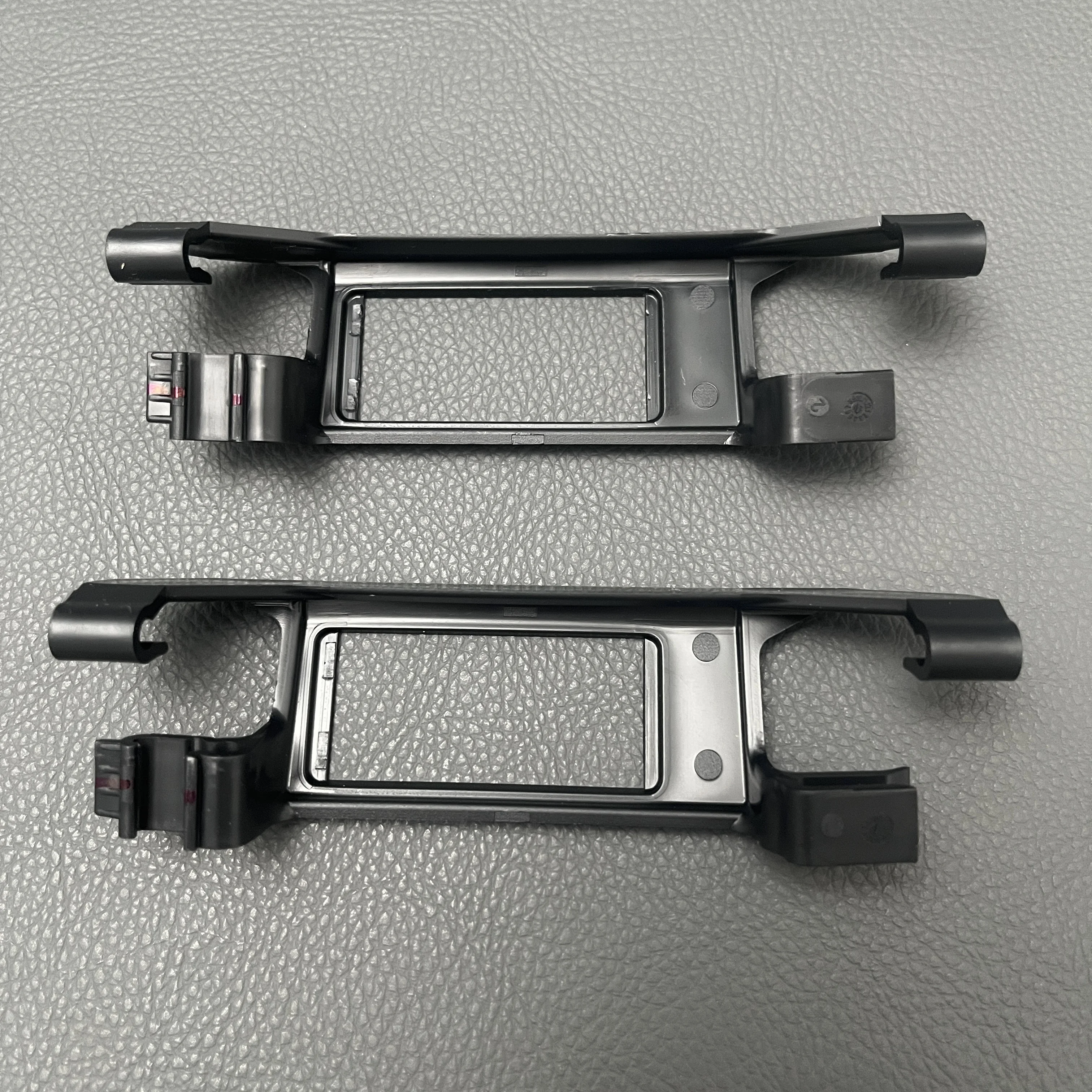 

5GG947409 Внутренние светодиодные лампы для ног для VW PASSAT B6 B7 B8 Golf 6 7 MK7 JETTA 5 MK6 Tiguan Touran 5GG 947 409