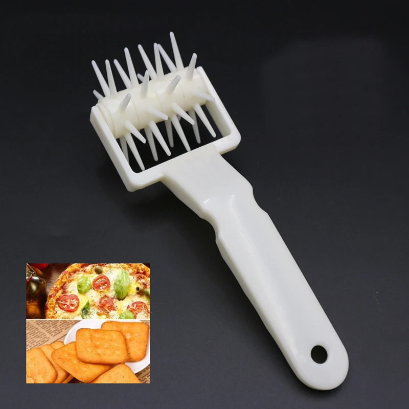 

Wheels Needle Pizza Cutters Plastic Pastry Tools Dough Roller Baking Cookie Pie Docker for Christmas Party Cooking Tool