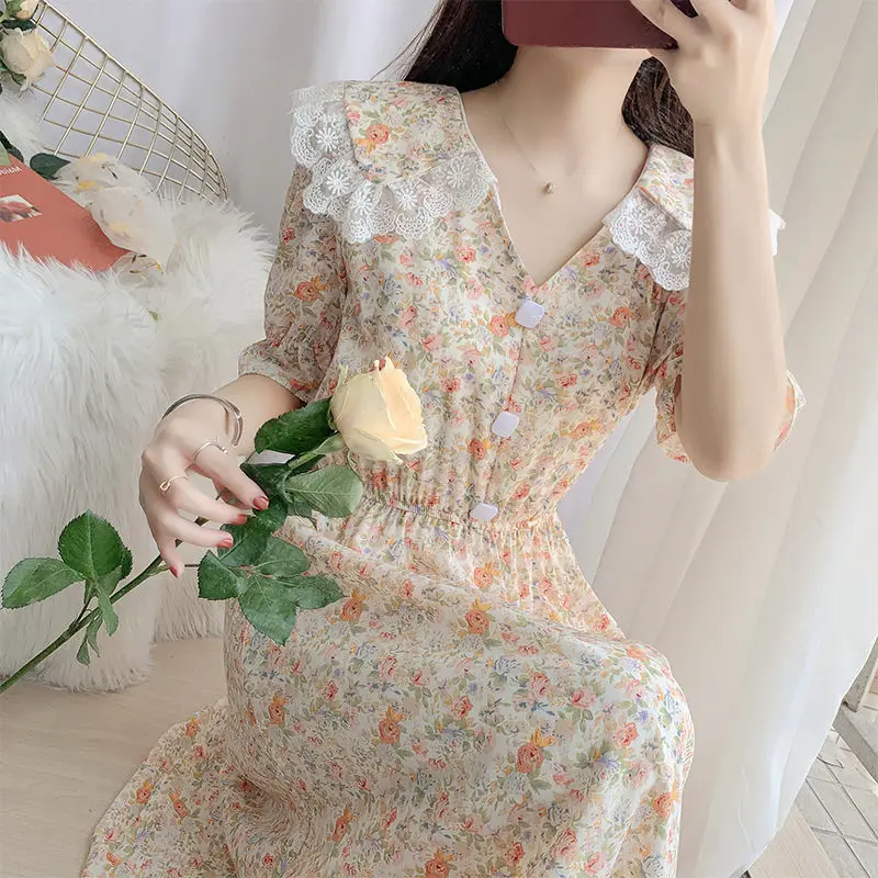 

Large Size Doll Collar Floral Dress Female Summer Waist Slim Temperament Fairy Skirt Gentle Wind Lace Stitching Princess Skirt
