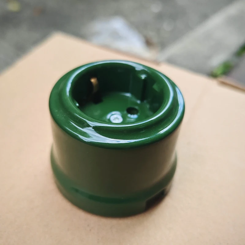 

Настенная поверхность Установка Ретро-ручка керамический поворотный переключатель Розетка европейского стандарта Зеленая