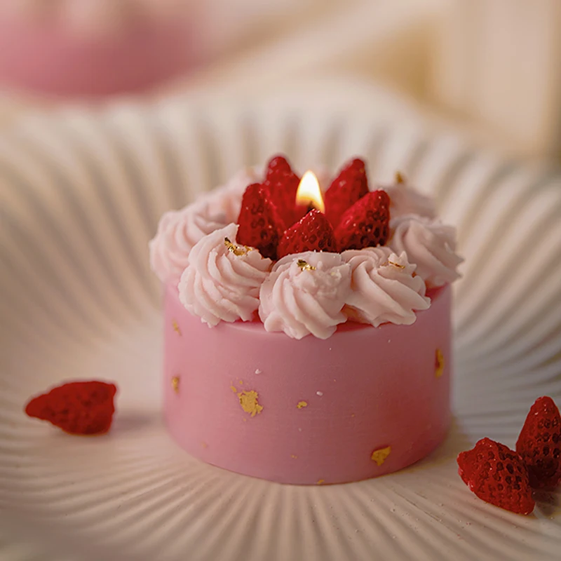 

Strawberry Cake Candles Pink Dessert Candles for House Decoration Aromatic Christmas Candles Center Table Ornaments