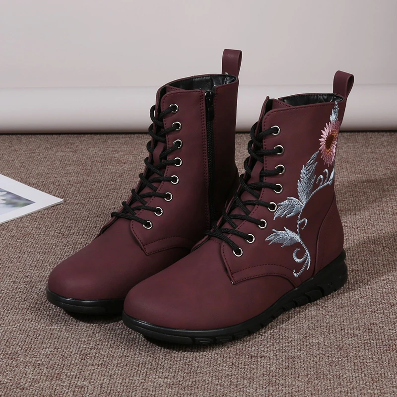 Women Short Leather Boots Ankle Flat Shoes Sneakers Cowboy Chelsea Combat Western Pink White Designer New Rock Vintage Moccasin