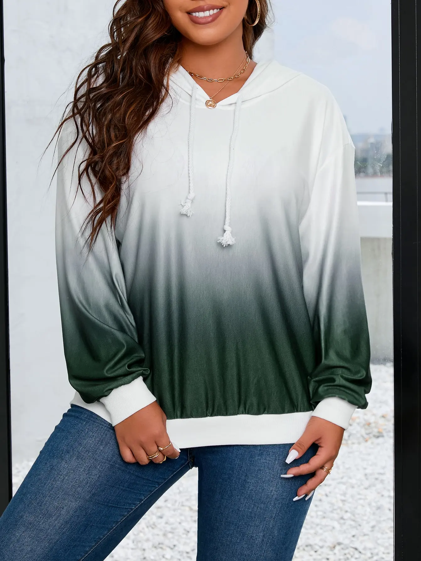 Рисунок 3 - Женский свитшот с принтом