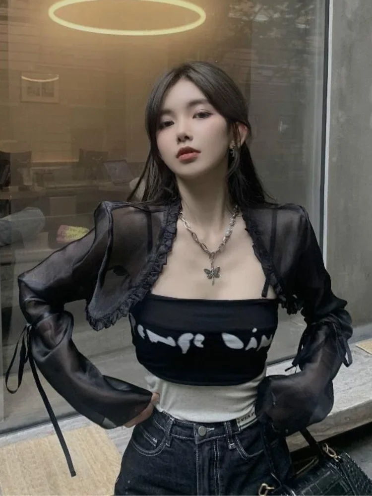 

Blouses Women Crops Black Harajuku Retro Sheer Design Summer Elegant Korean Style Feminine Breathable Sunscreen Ins Solid Tops