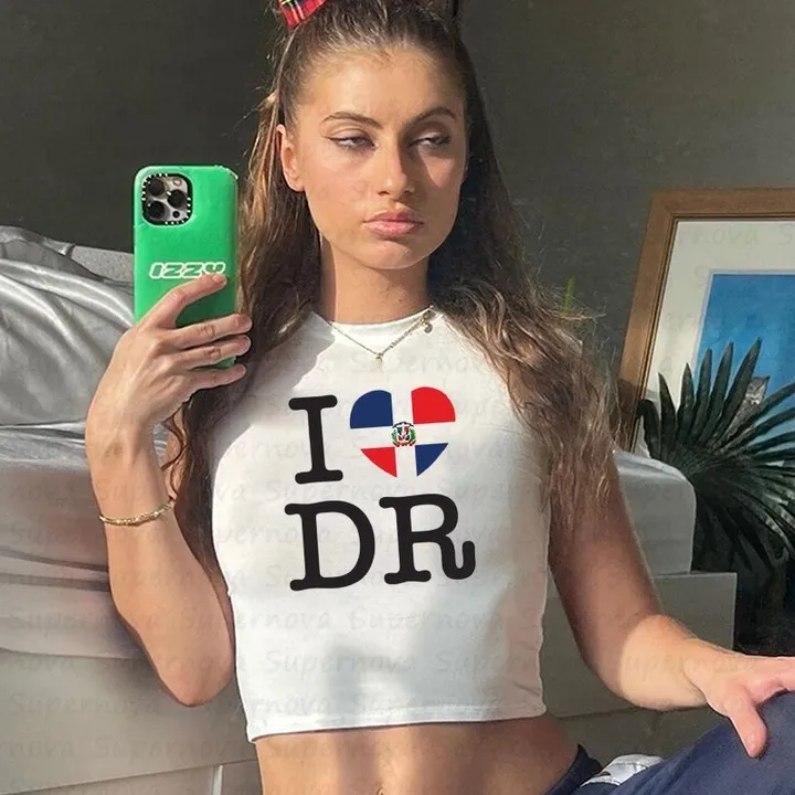 Женская футболка с принтом флага и надписью облегающая суперкороткая в