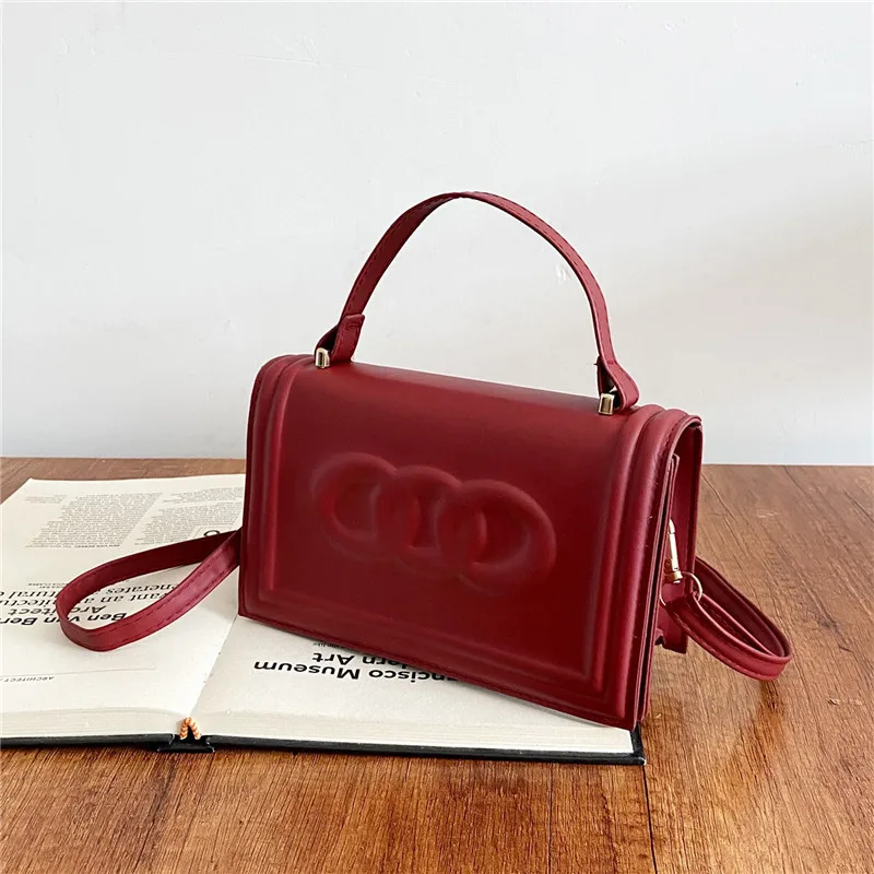 

Women Fashion Small Square Bag New Hand Bag Simple Solid Color Personalized Diagonal Messenger Crossbody Designer Bags Luxury