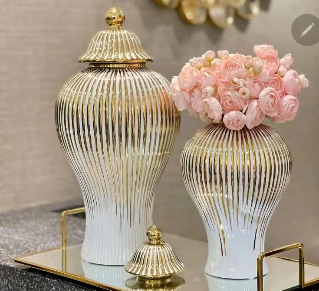 

Porcelain electroplating Phnom Penh bottle home decoration luxury crafts decoration soft living room porch table furnishingsvase