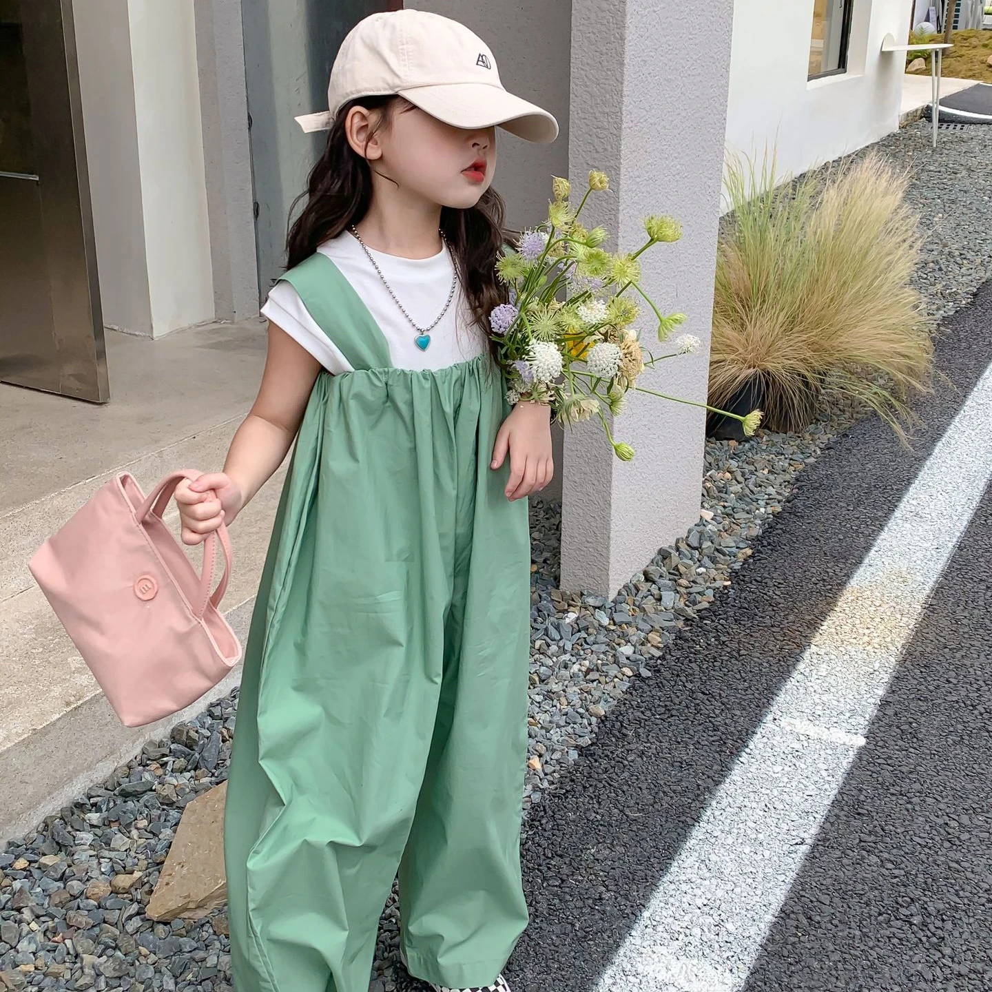 

Baby Girls Suspender Pants Jumpsuit 2022 Kids Sleeveless Overalls Korean Fashion Children's Long Summer Trousers Loose Rompers
