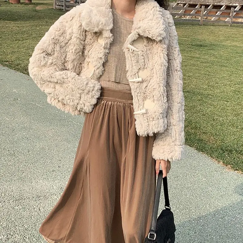 Winter Women Warm Lamb Wool Plush Coats Jacket Harajuku Style White Loose Faux Fur Coat Thick Fashion Turndown Collar Outerwear