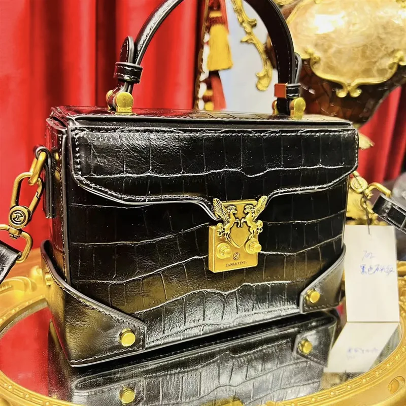 Luxurious Stone Lock Square Box Handbag Leather Women's Bag 2023 New High Quality Purse One-Shoulder Satchels Sac