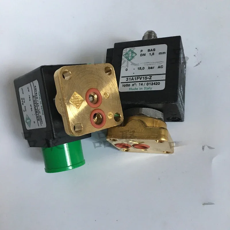 Электромагнитный клапан 31A1FV15-Z/5578FV20-Z входной воздушного компрессора рядом с