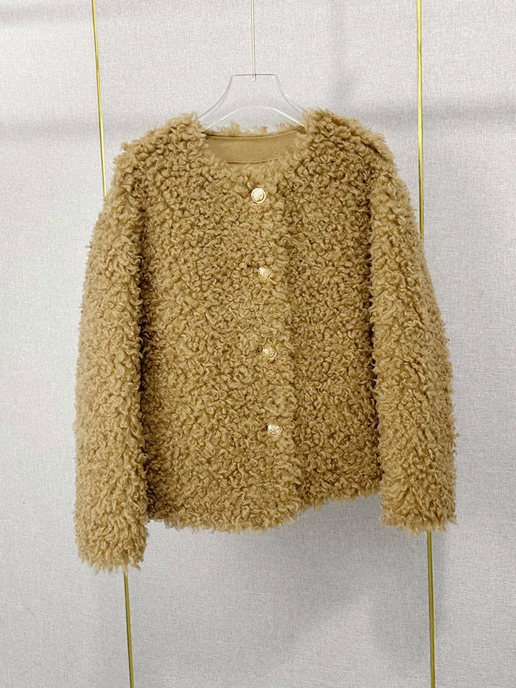 Верхняя одежда из овечьей шерсти простая темпераментная Молодежная зима 2024