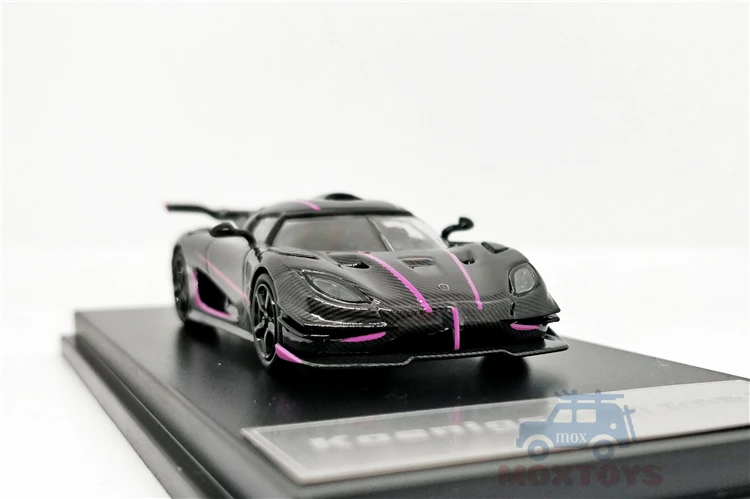1:64 Koenigsegg One модель автомобиля из углеродного волокна |