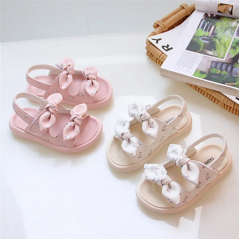 

Children's Sandals 2022 Summer Girls Soft Sole Beach Shoes Open Toe Princess Shoes