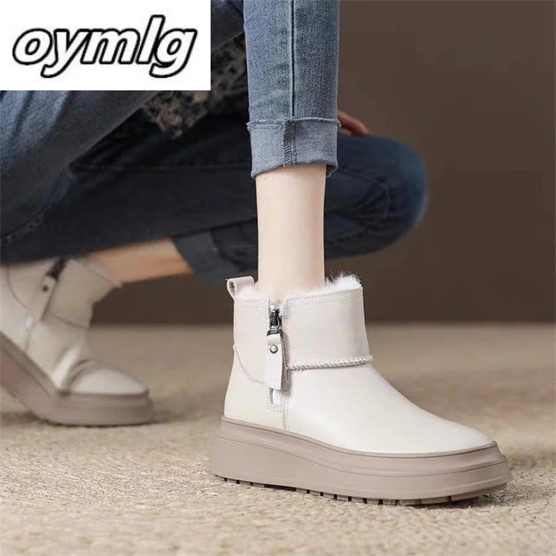 

Fashion women's shoes 2023 winter new round toe flat heel plush leather sleeve short boots