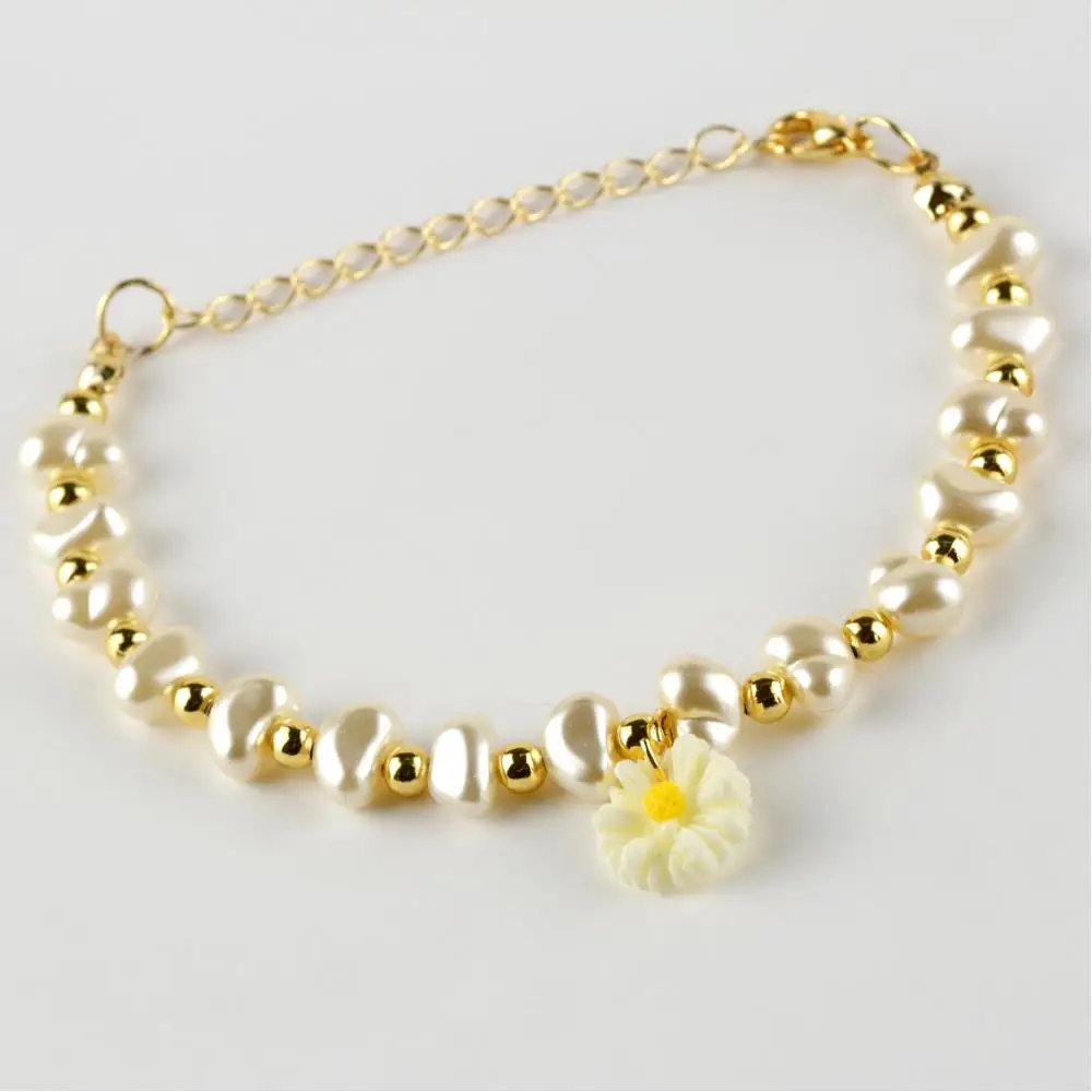 

New season daisy figured pearl bracelet