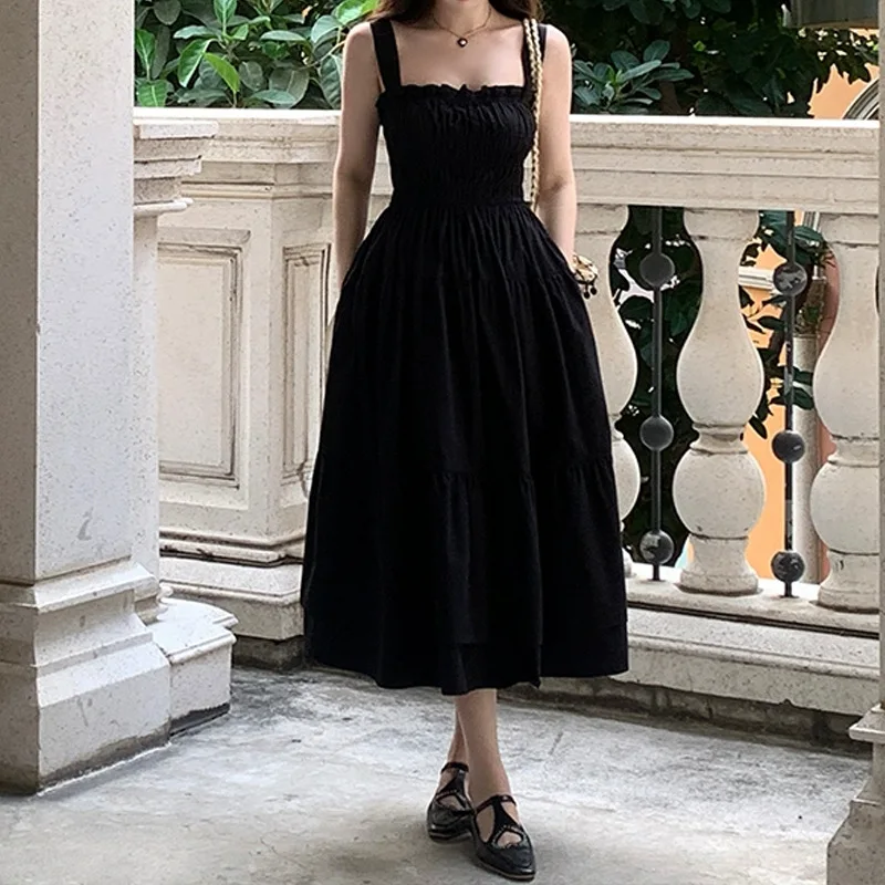 

Hepburn dress women's sexy summer dress with suspenders Little gentle first love dress 2023 tide.