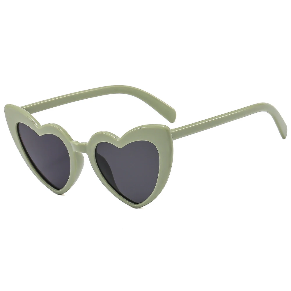 

Солнцезащитные очки EsenTroye сердце пластик