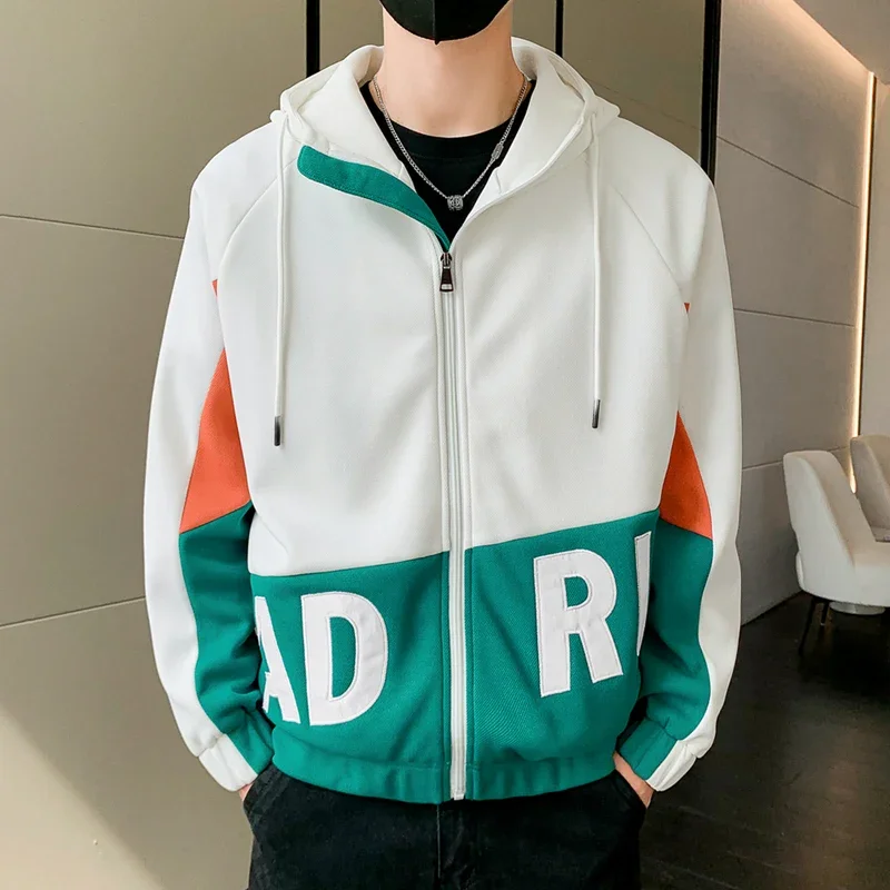 Рисунок 4 - Мужская куртка, модная брендовая