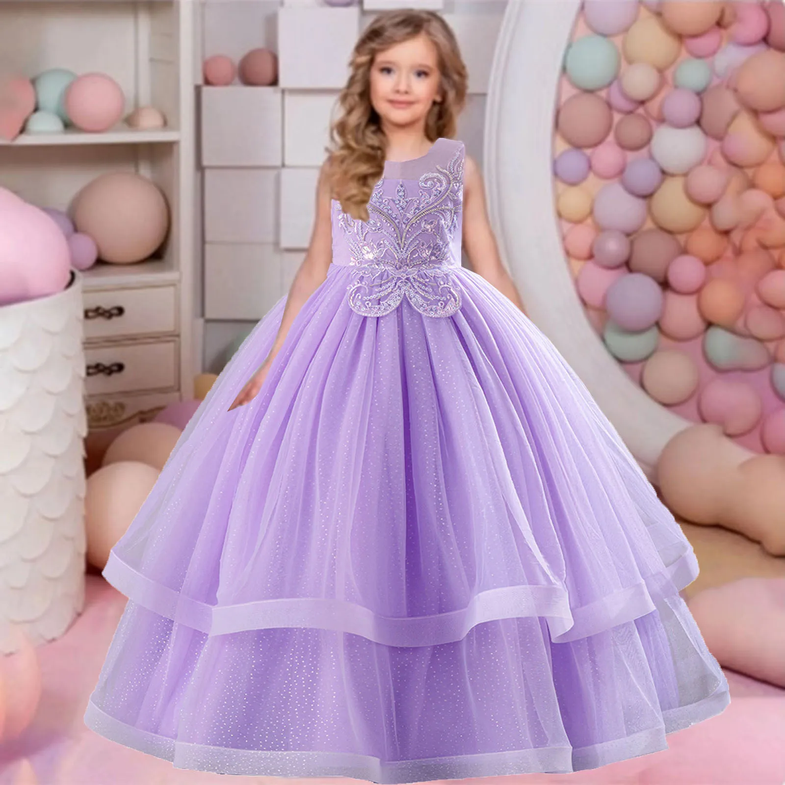 Потрясающее кружевное праздничное рождественское платье с аппликацией и