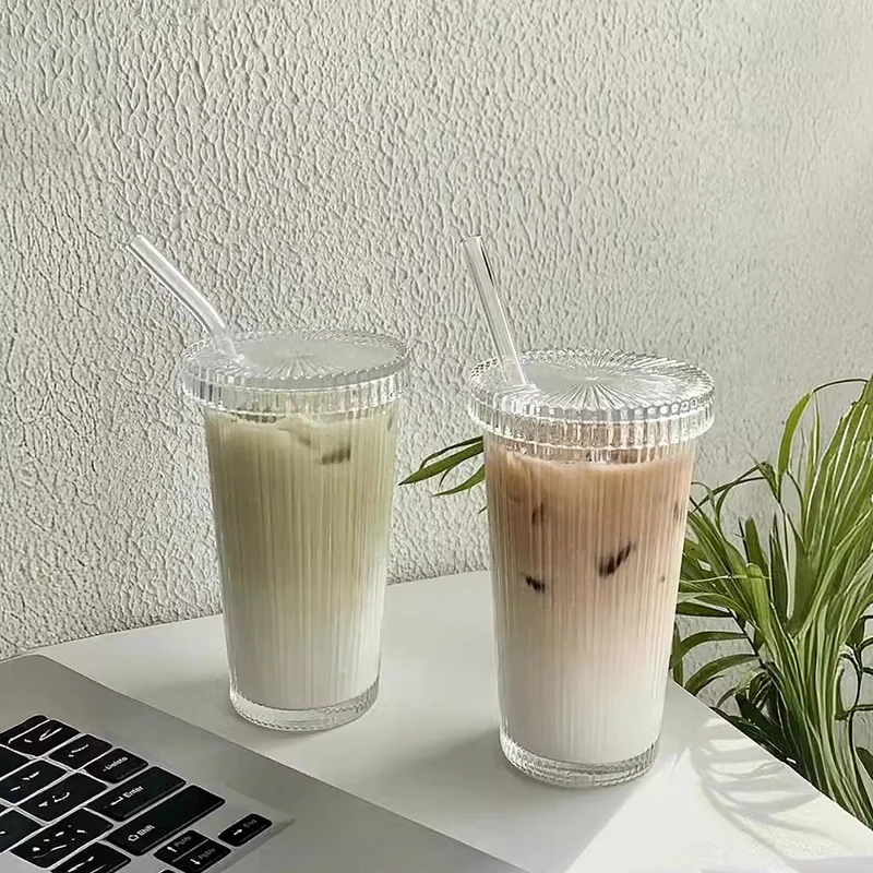 Стеклянная чашка в полоску с крышкой 375 мл |