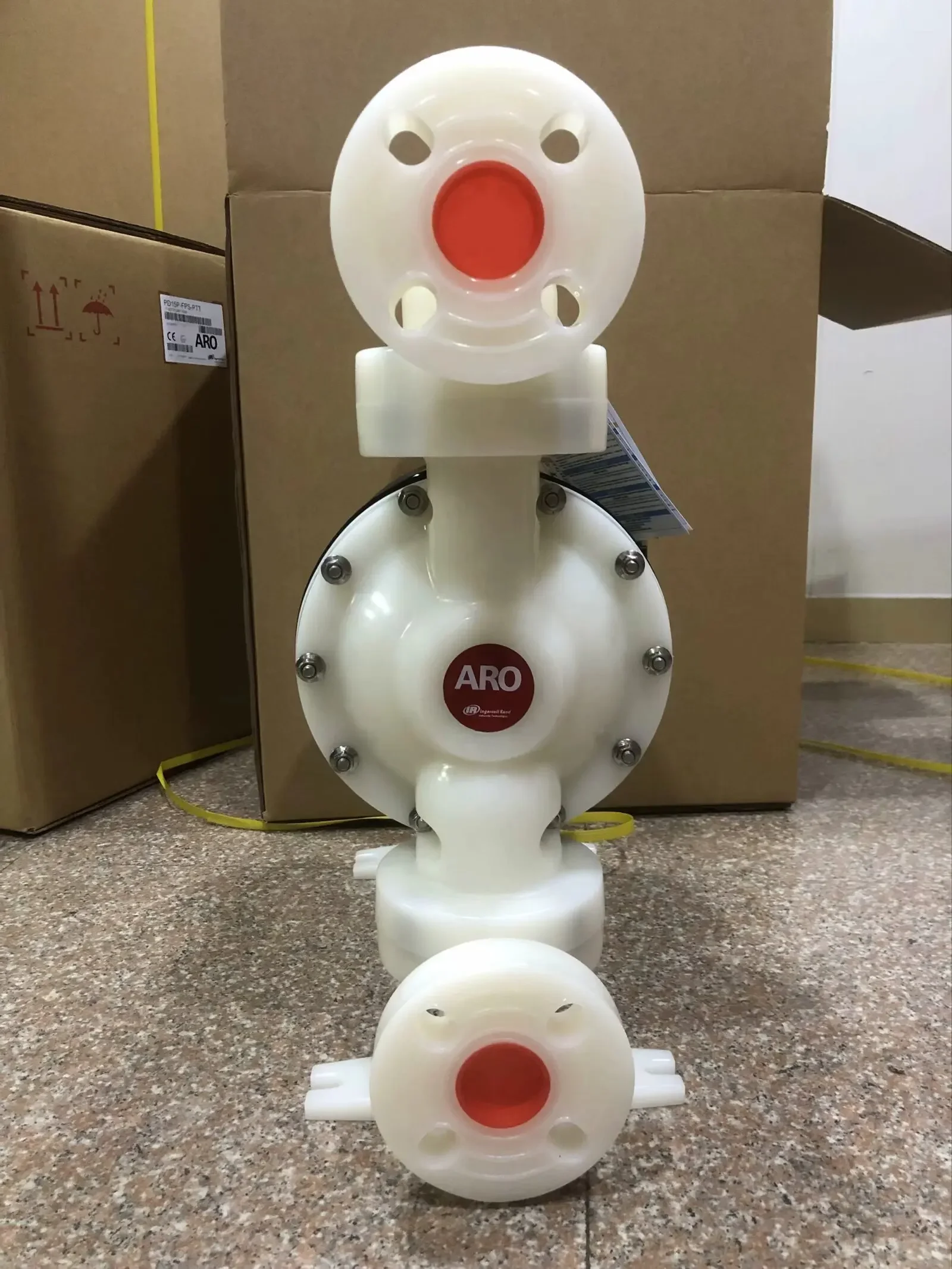 ARO 1-1/2-дюймовый мембранный насос из ПВДФ Пневматический PD15P-FKS-KTT