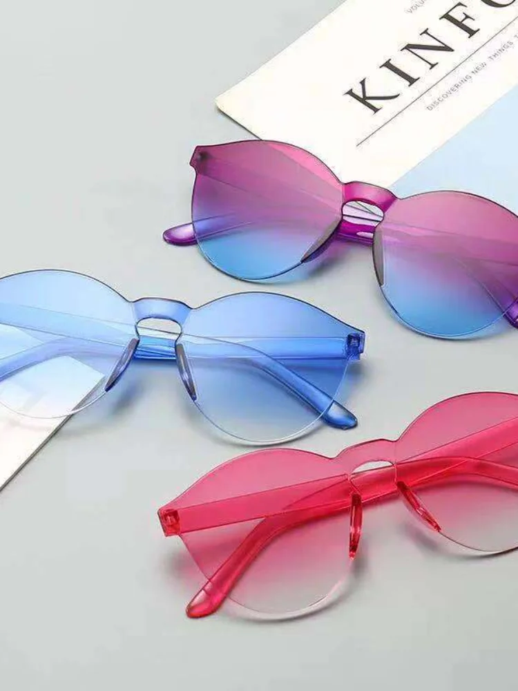 

Rimless Conjoined Jelly Transparent Sunglasses Candy Colored Sunglasses Lady One Piece Ocean Piece Sunglasses for Women