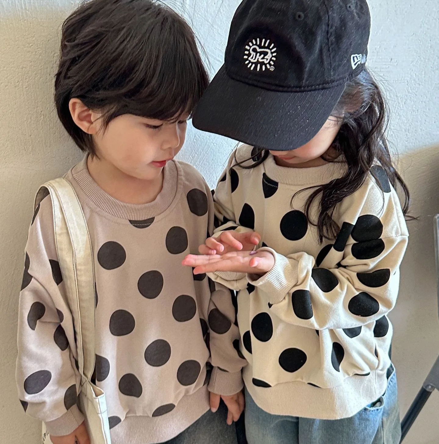 

Children's Sweater Boys' Long sleeved Autumn 2023 New Spring and Autumn Dotted Little Girls' Top Baby Clothing boys clothes