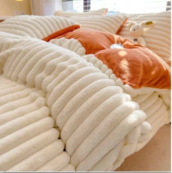 Зимний теплый комплект постельного белья из кораллового флиса утолщенный