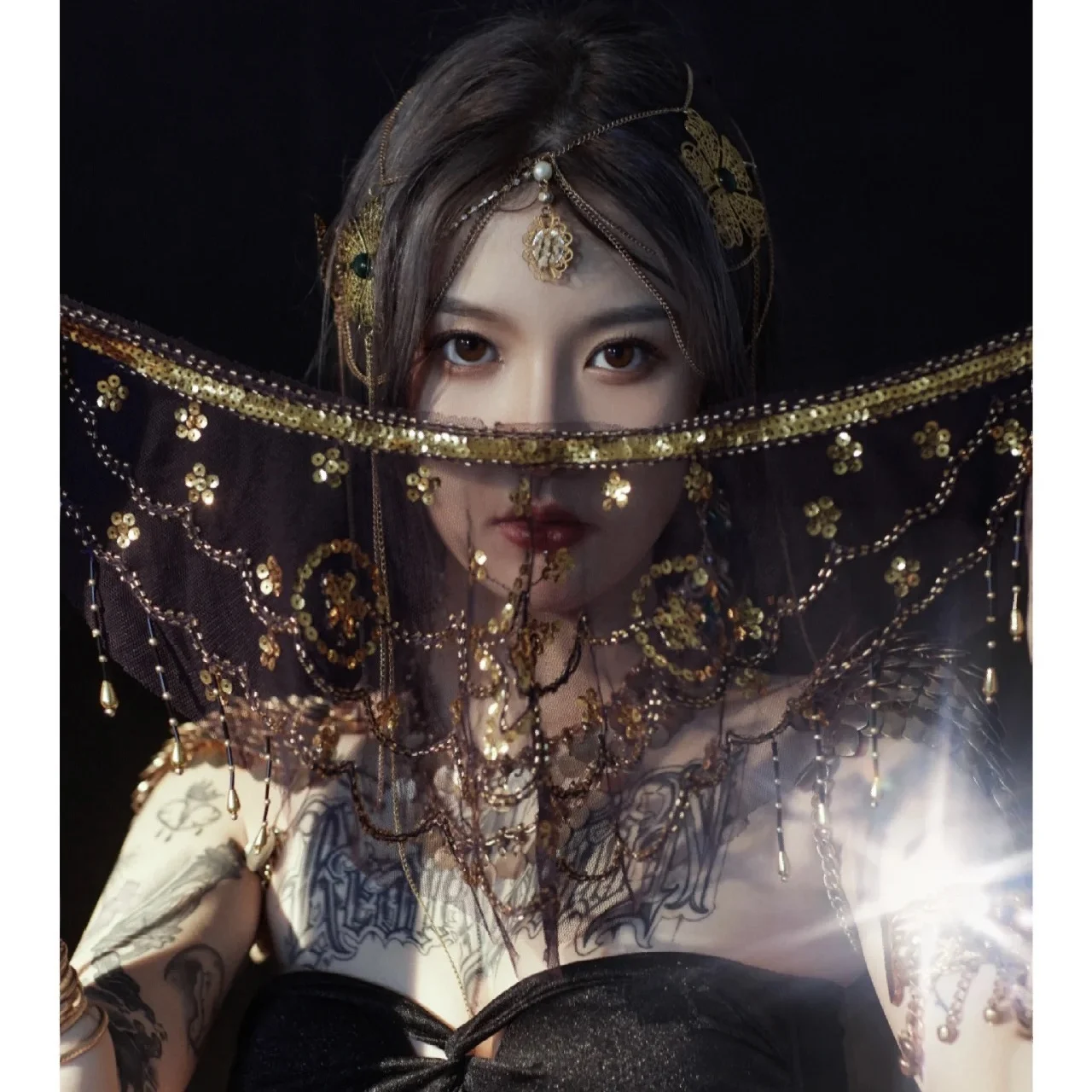 Привидение нож ветер колокольчик Cos кружевное покрытие лица кисточка