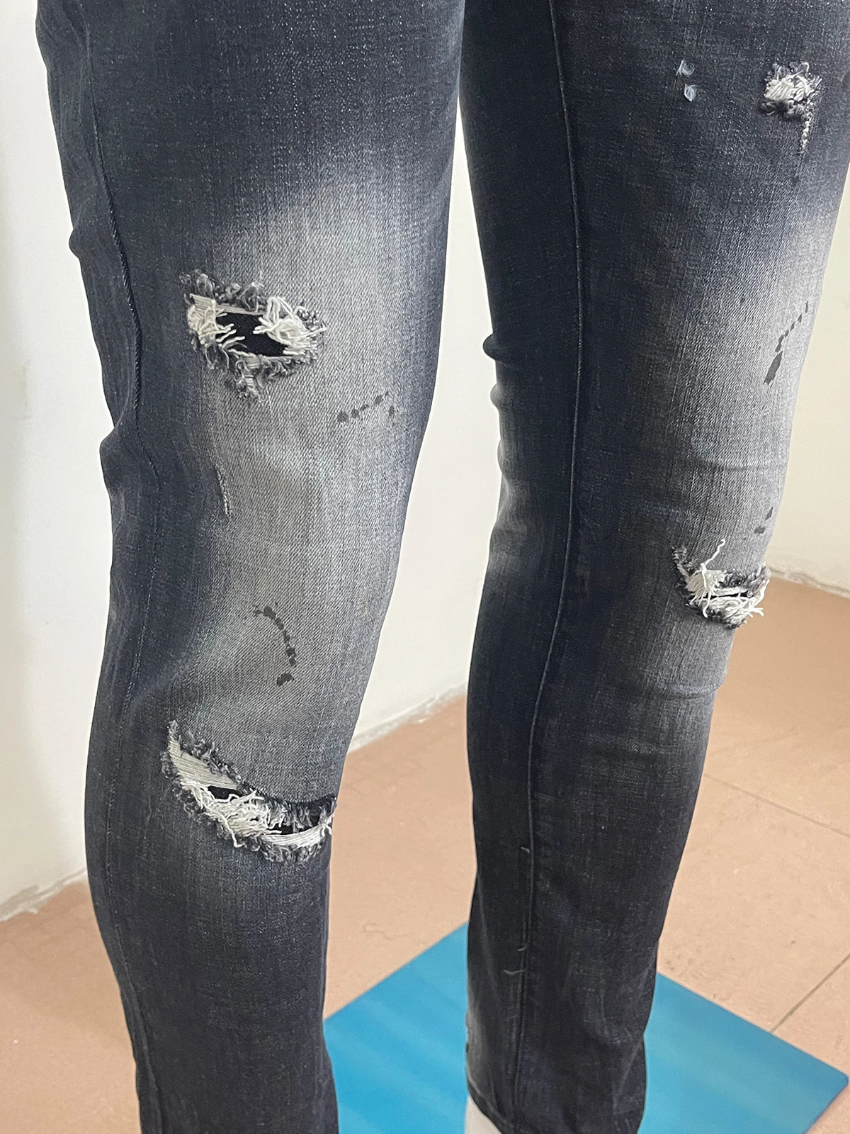 2023 new jeans man d 2 Jeans Black Gray washable micro bullet slim casual tide holes cut daily