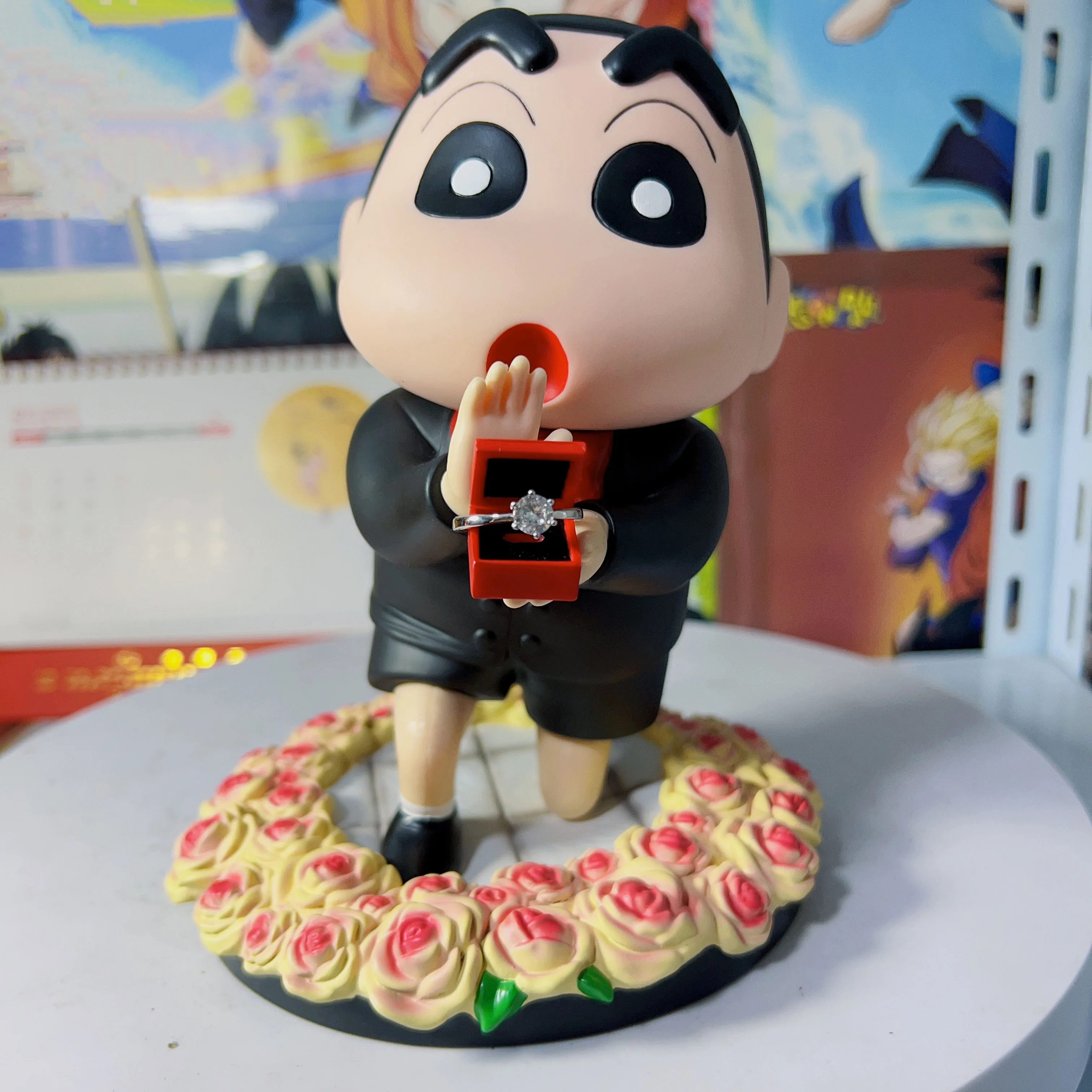 

Crayon Shin-chan 20cm Propose Marriage Peripheral Series Model Cartoon Anime Figure Kawaii Dolls Creative Gift Collections Decor