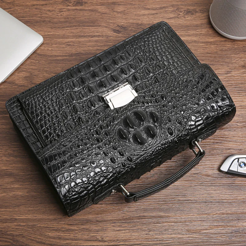 Рисунок 4 - Кожаная сумка с крокодиловым узором