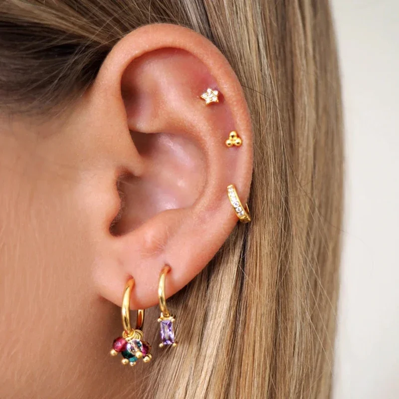 Рисунок 5 - Женские серьги-гвоздики из серебра